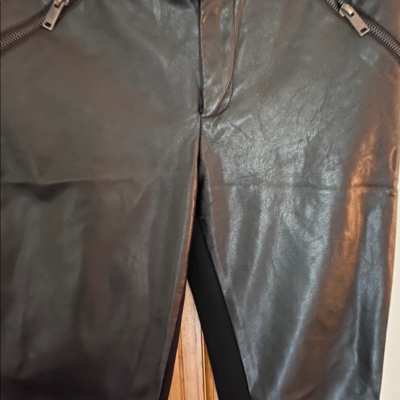 Pants - Picture 5 of 10